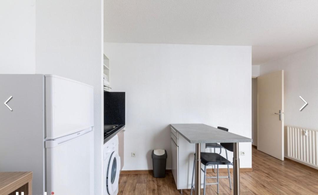 Studio Refait A Neuf Apartment Fréjus Екстериор снимка